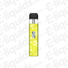 Vaporesso XROS 4 Mini Pod Kit in bright yellow camouflage design for enhanced vaping experience.